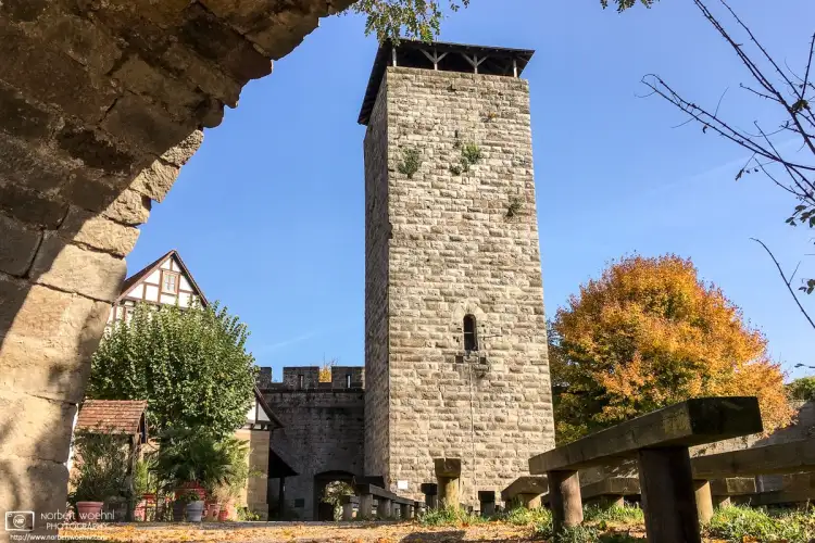 A view of the 28-meters-tall Bergfried (fighting tower) at the inner yard of Hohenbeilstein Castle in Southwestern Germany.