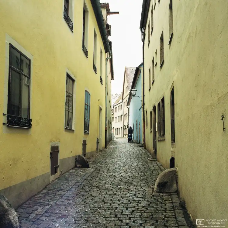 Trompetergässchen is a cobblestone-paved alley in the historic town center of Rothenburg ob der Tauber in southern Germany.