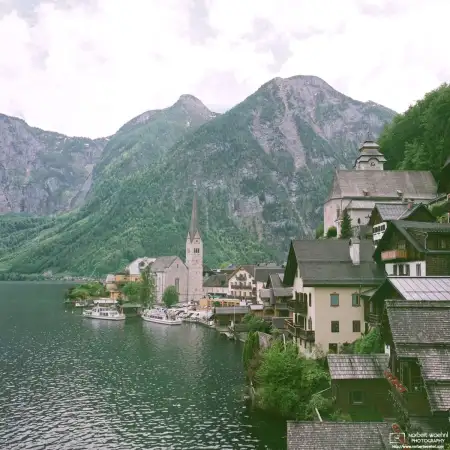 A view of Hallstatt in Upper Austria, as seen from the famous vantage point (Aussichtspunkt in German) north of the village center.
