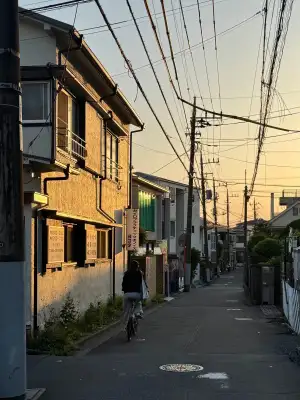 Early-evening scene from a backstreet in the Izumichō area of Itabashi Ward in Tokyo, Japan.