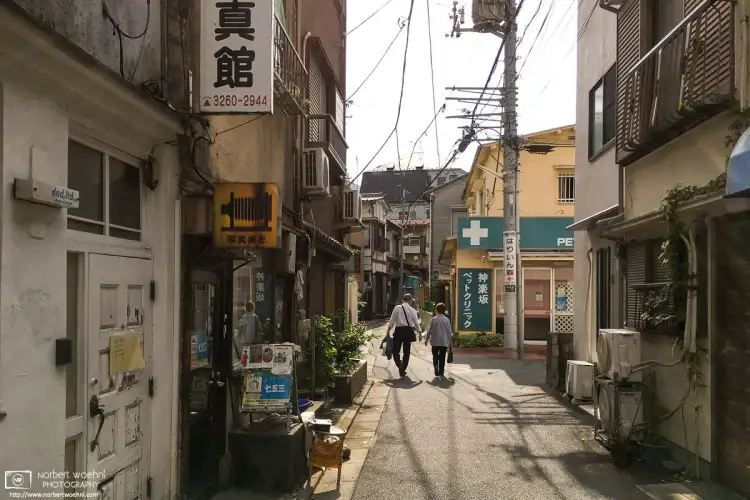View into an old side street of Kagurazaka, a shopping and dining district near Iidabashi Station in Tokyo, Japan.