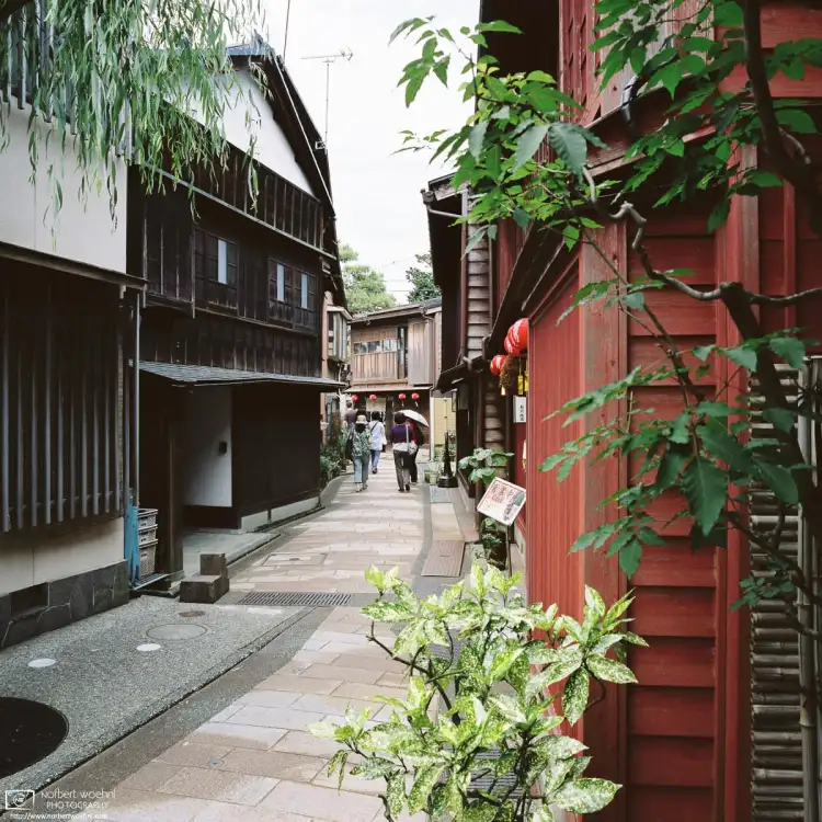 View along a pleasant side street in the historic Higashi Chayagai District in Kanazawa, Japan.