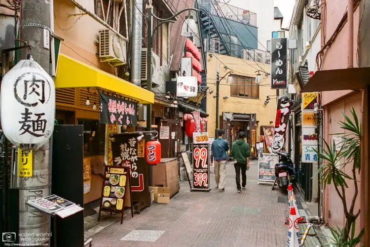 A typical back alley of small restaurants, pubs and music clubs in the Nakano district of Tokyo, Japan.