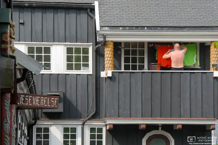 It’s a fine day for hanging the laundry in Rotterdam, Netherlands.