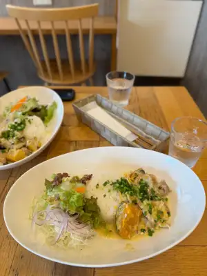 Interior photo taken at a cafe in Kita-Akabane, Tokyo, Japan - main lunch course